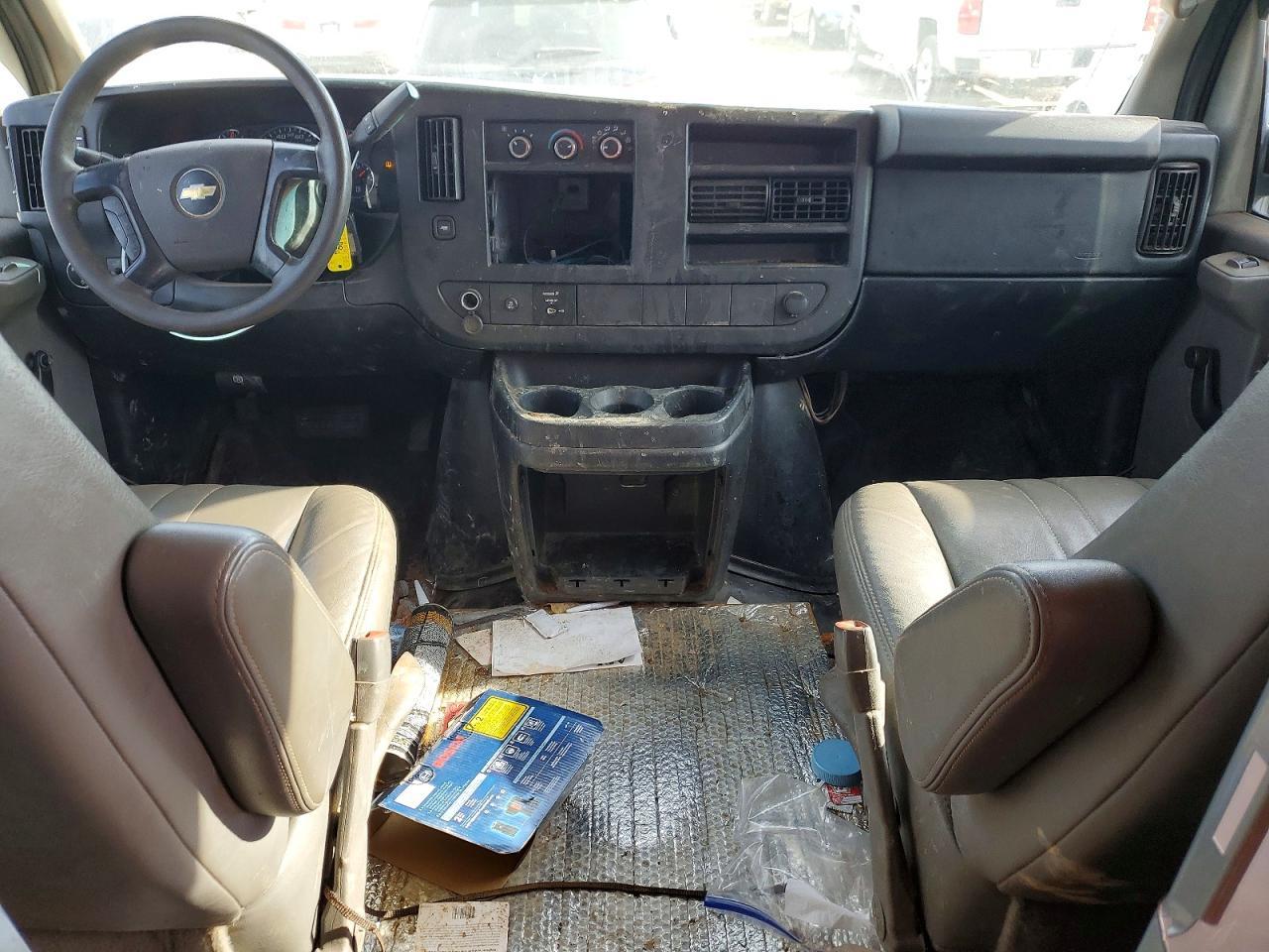 2013 Chevrolet Express G2500 - zdjęcie 8