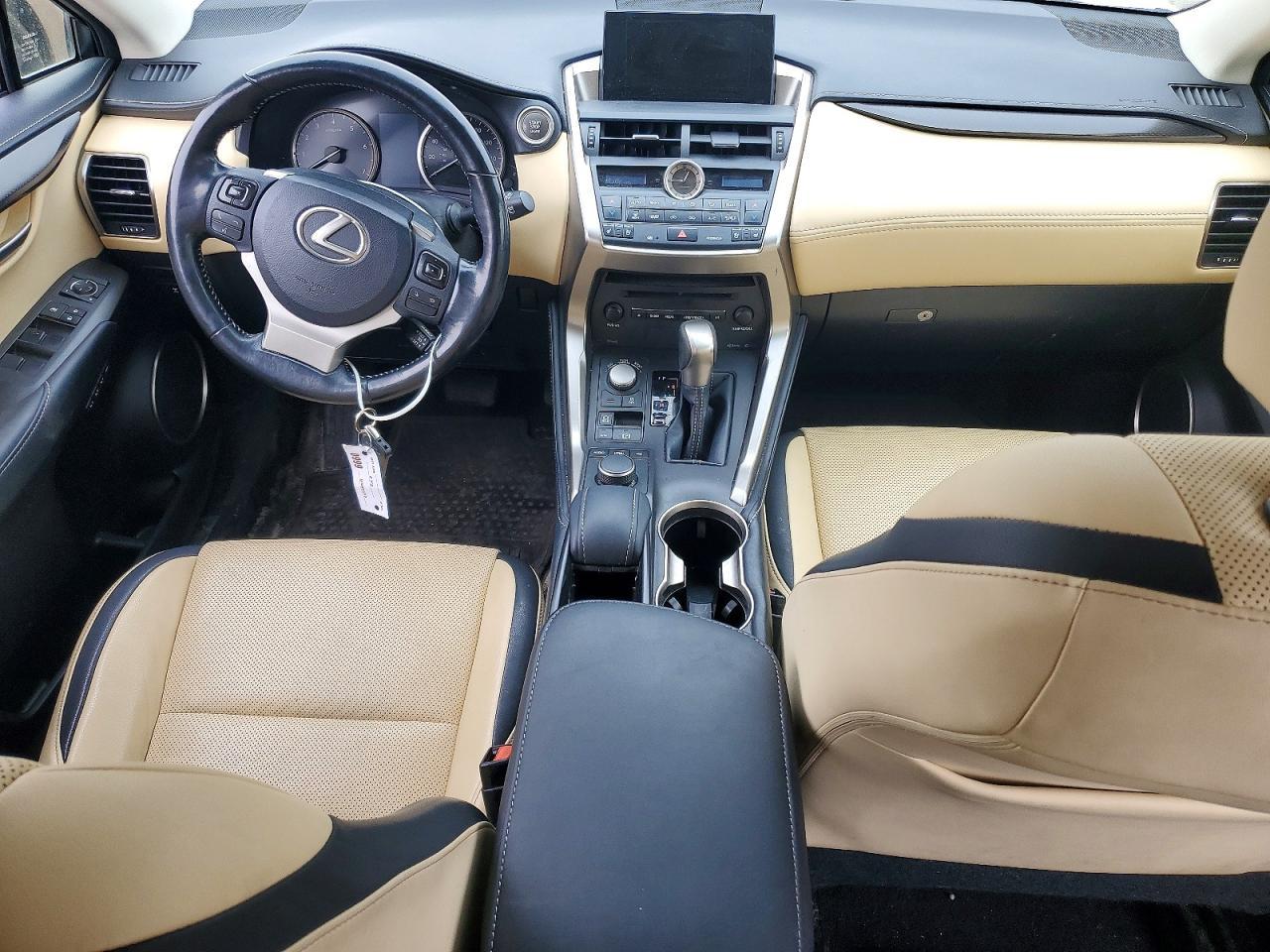 2017 Lexus Nx 200T Base - zdjęcie 8