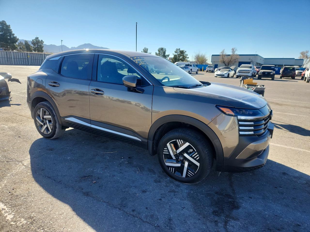 2025 Nissan Kicks Sv - zdjęcie 4