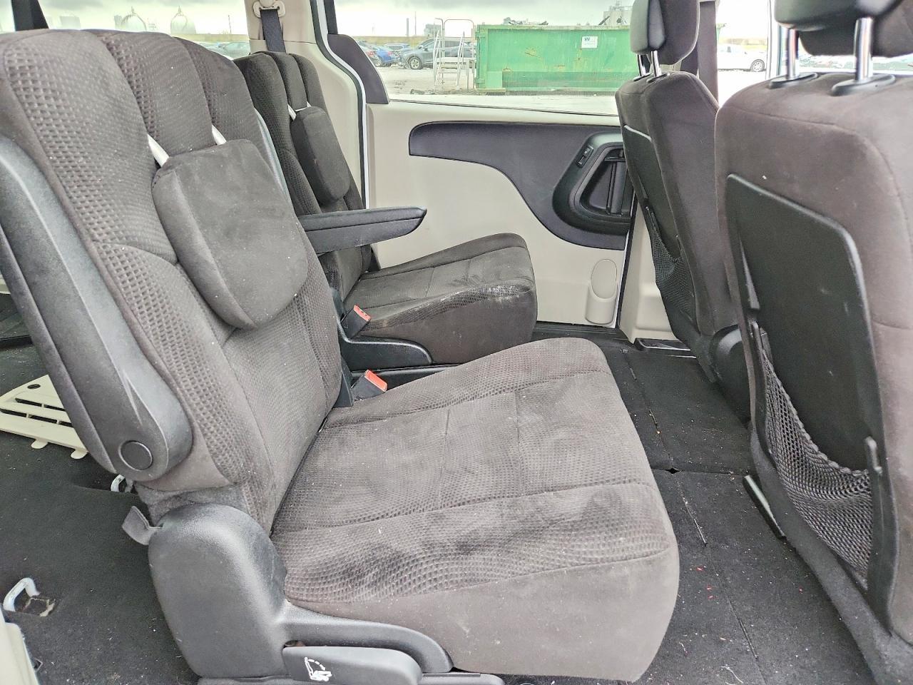 2014 Dodge Grand Caravan Sxt - zdjęcie 11