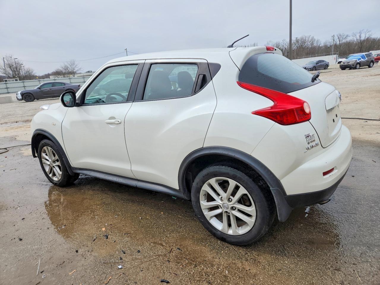 2013 Nissan Juke S - zdjęcie 2