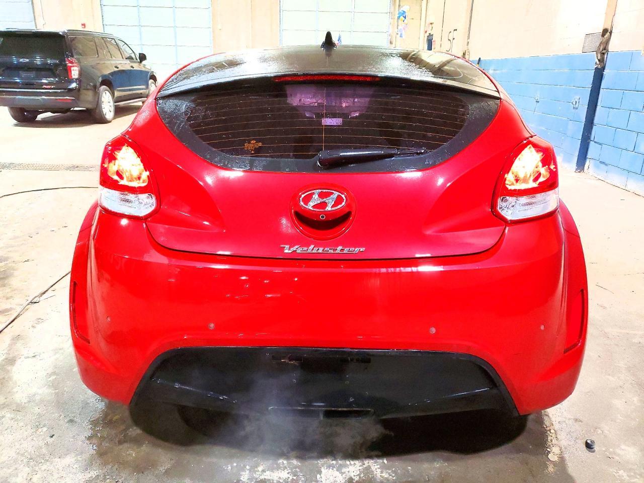 2013 Hyundai Veloster Base - zdjęcie 6