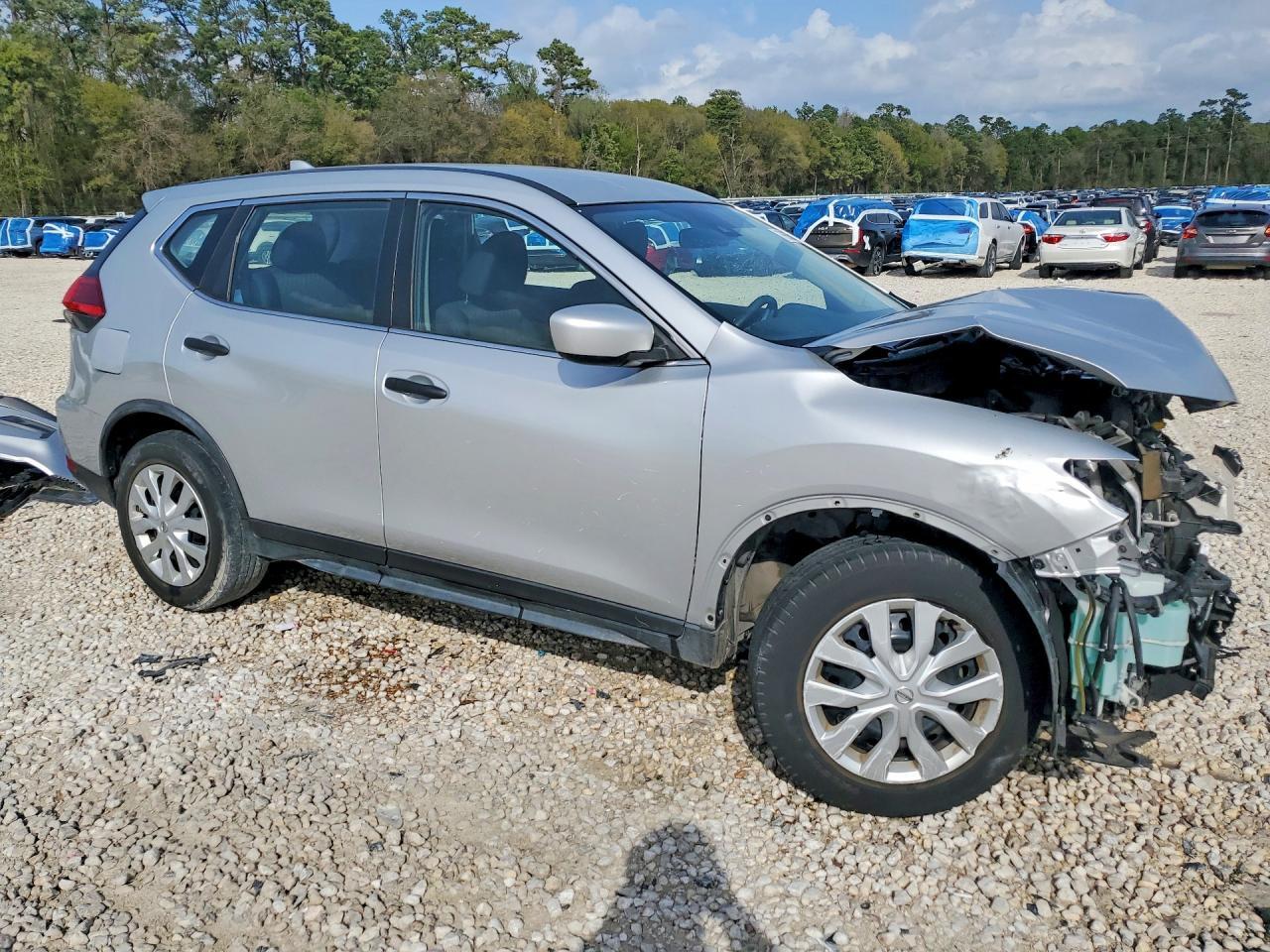 2020 Nissan Rogue S - zdjęcie 4