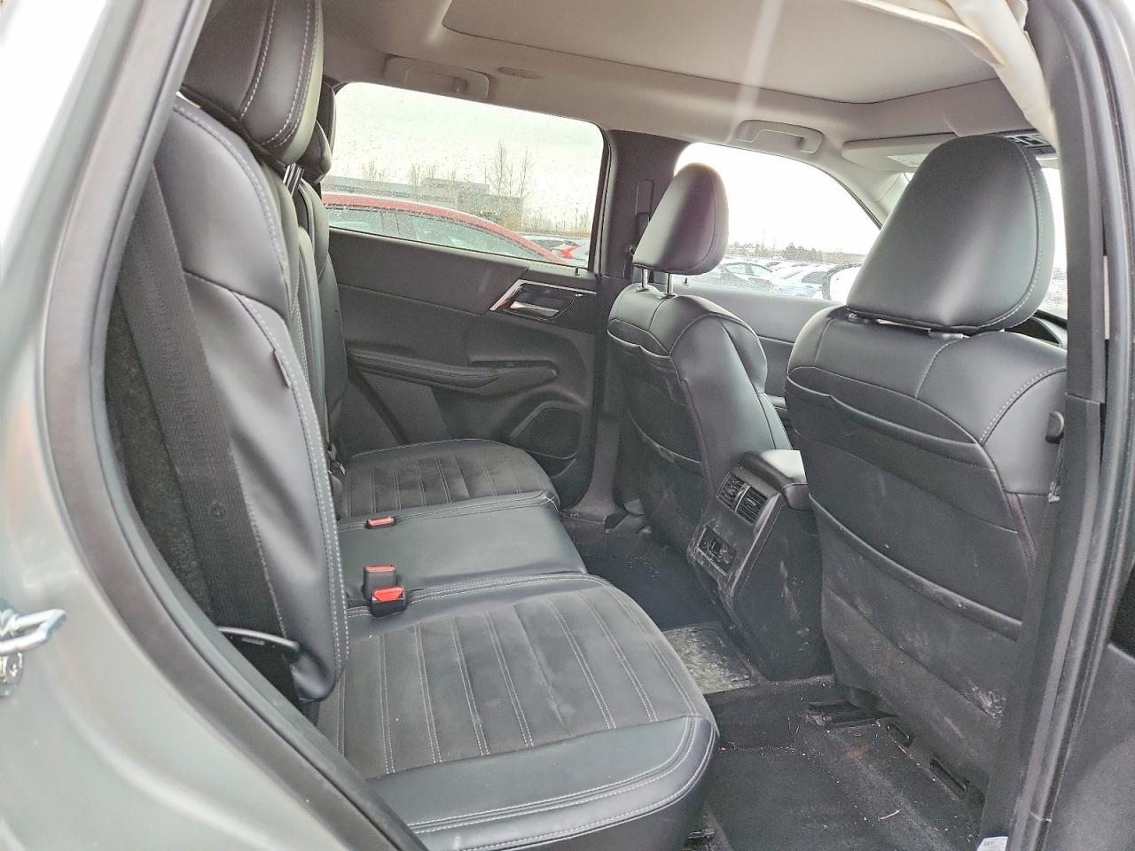 2023 Mitsubishi Outlander Se - zdjęcie 10