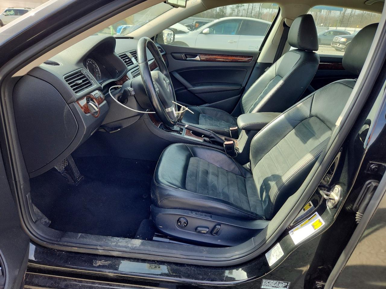 2013 Volkswagen Passat Sel - zdjęcie 7