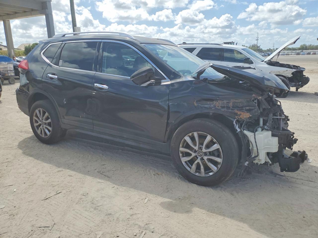 2017 Nissan Rogue Sv - zdjęcie 4