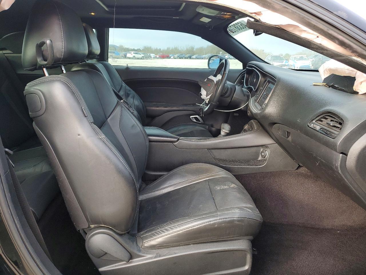 2017 Dodge Challenger Sxt - zdjęcie 10