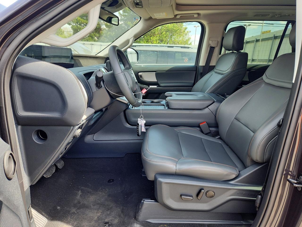 2025 Ford Expedition Max Active - zdjęcie 7