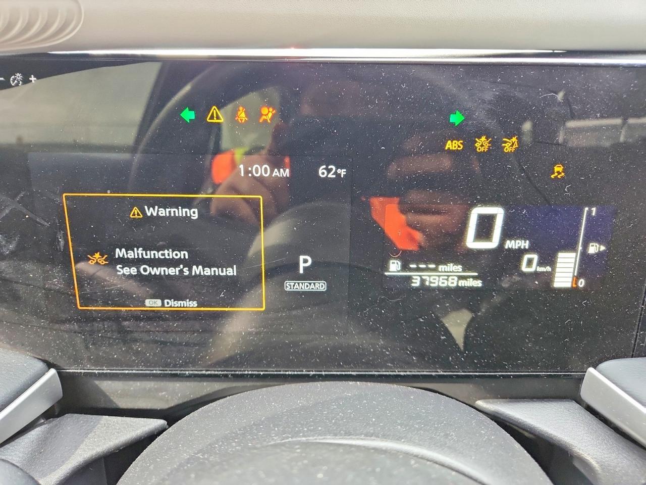 2025 Nissan Kicks S - zdjęcie 9