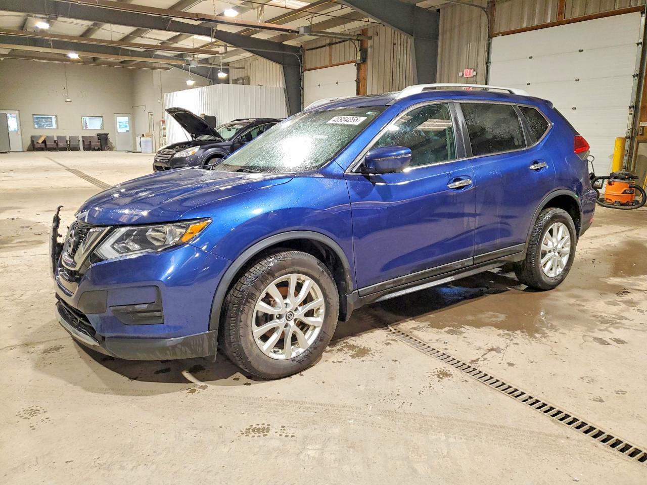 2017 Nissan Rogue Sv - zdjęcie główne