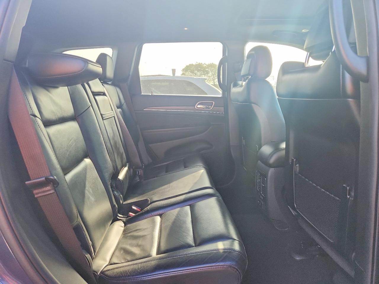 2020 Jeep Grand Cherokee Limited - zdjęcie 11