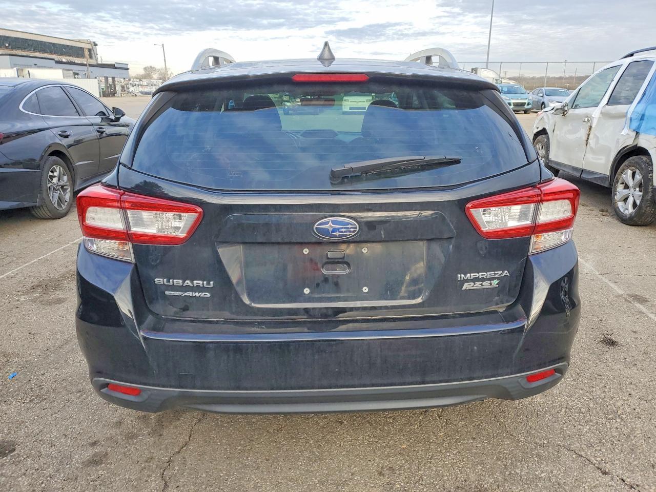 2017 Subaru Impreza Limited - zdjęcie 6