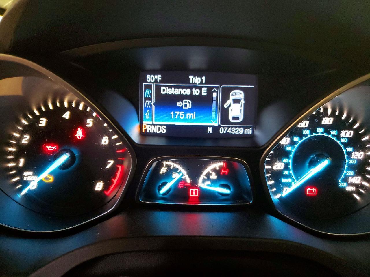 2016 Ford Escape Titanium - zdjęcie 9