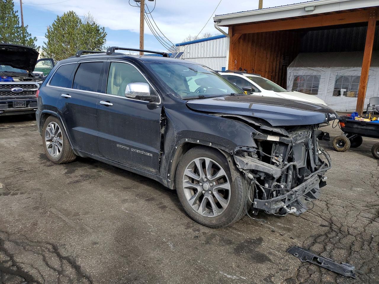 2017 Jeep Grand Cherokee Overland - zdjęcie 4