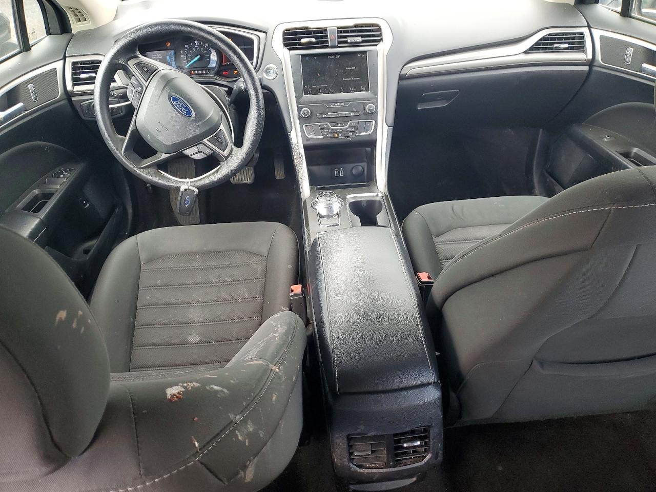 2019 Ford Fusion Se - zdjęcie 8