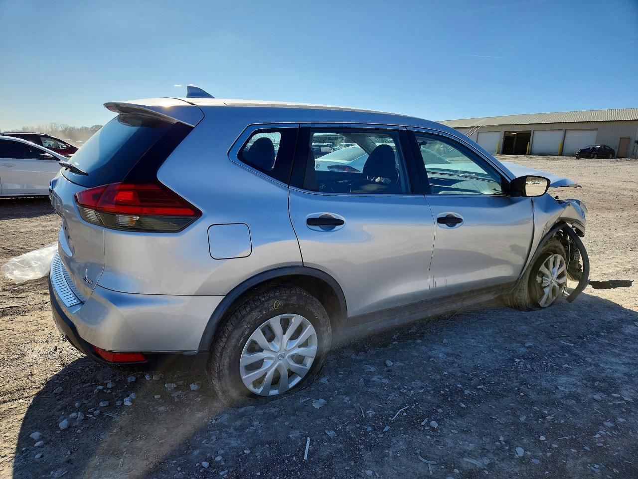 Nissan Rogue - zdjęcie 3