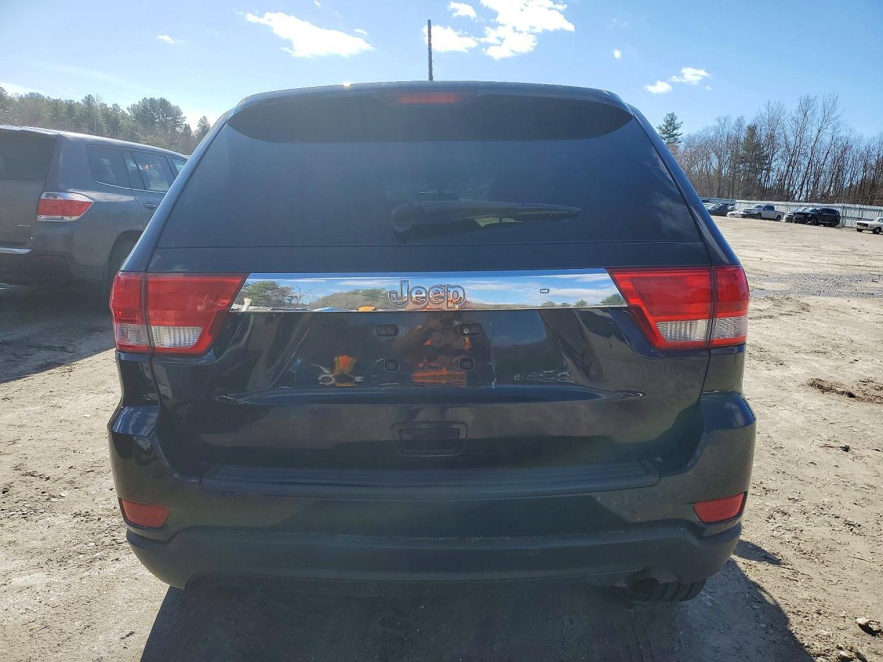 2013 Jeep Grand Cherokee Laredo - zdjęcie 6