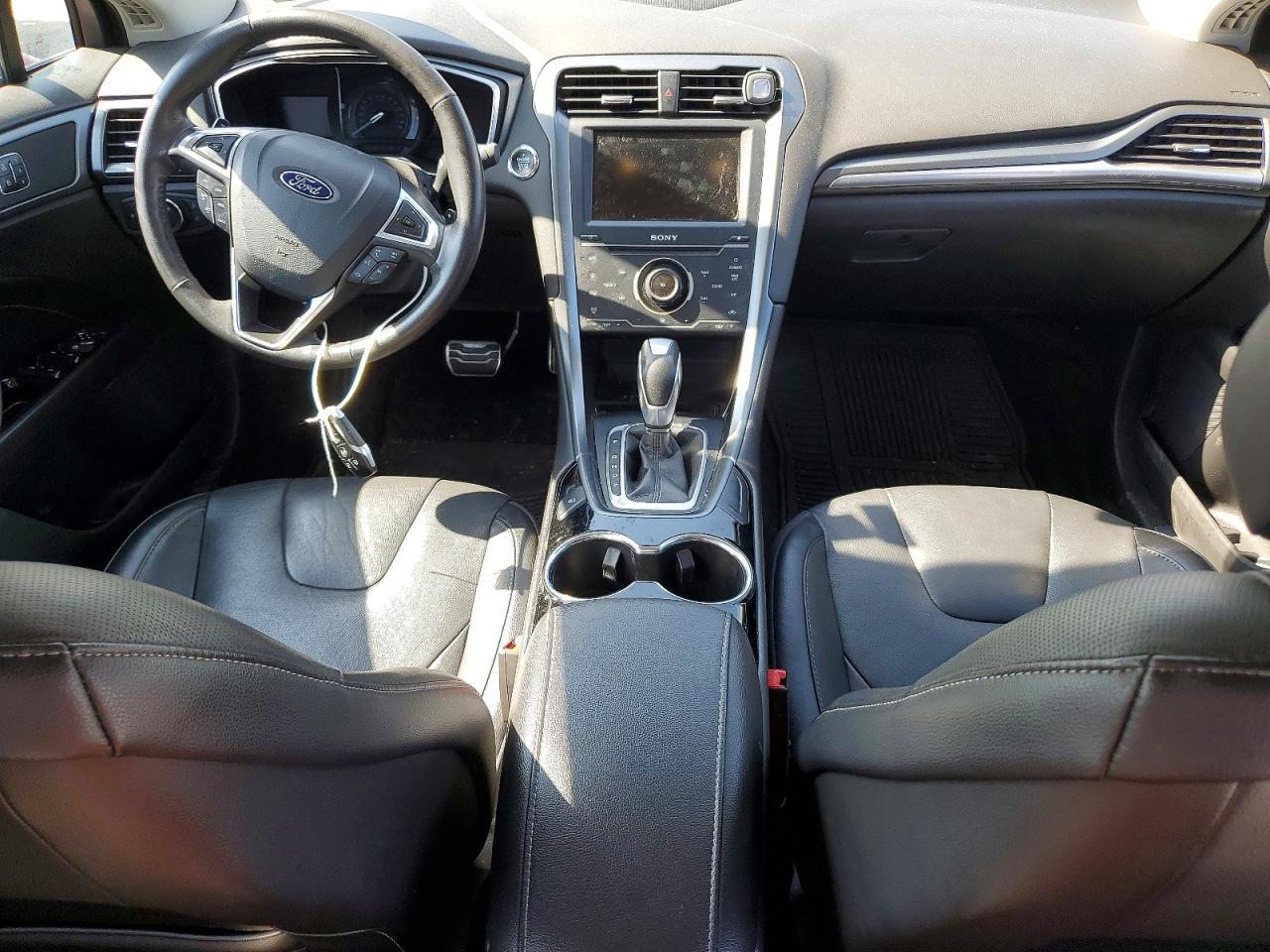 2014 Ford Fusion Titanium - zdjęcie 8