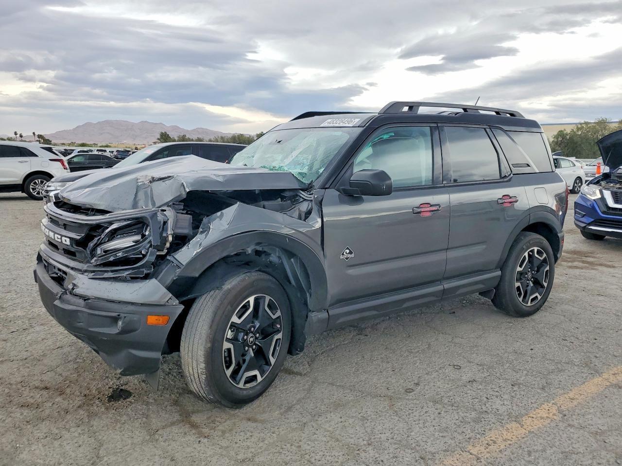 2024 Ford Bronco Sport Outer Banks - zdjęcie główne