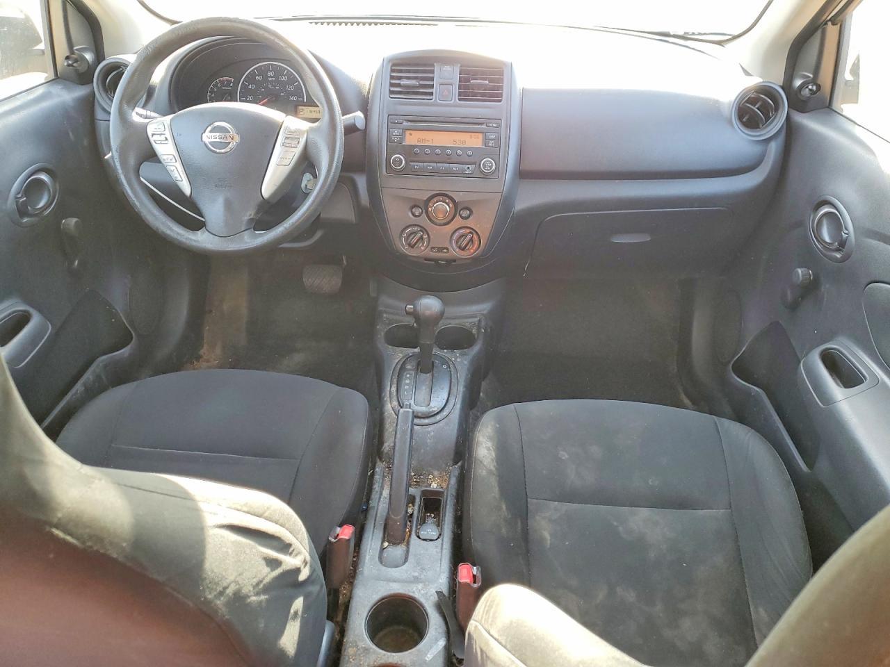 2015 Nissan Versa 1.6 S Plus - zdjęcie 8