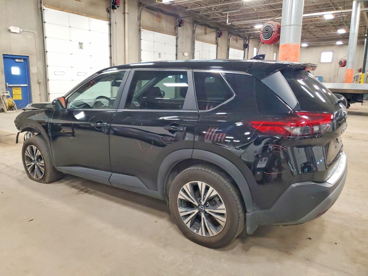 2023 Nissan Rogue Sv - zdjęcie 2