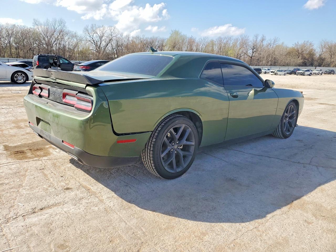 2022 Dodge Challenger Gt - zdjęcie 3