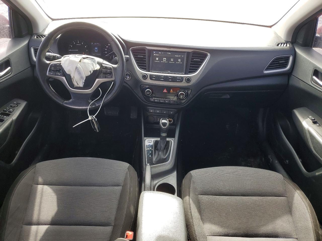 2019 Hyundai Accent Limited - zdjęcie 8