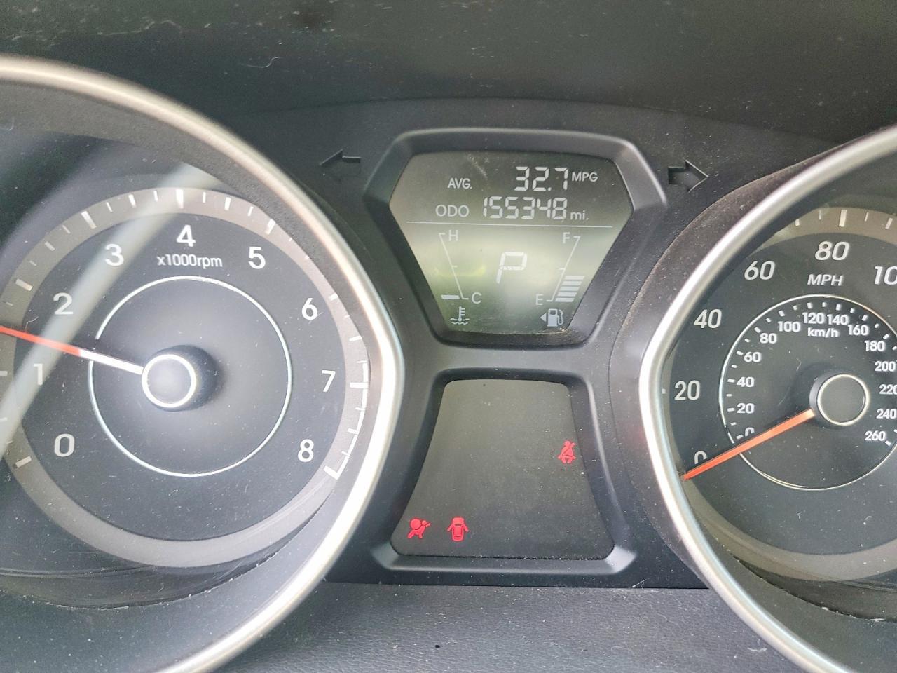 2016 Hyundai Elantra 4D - zdjęcie 9
