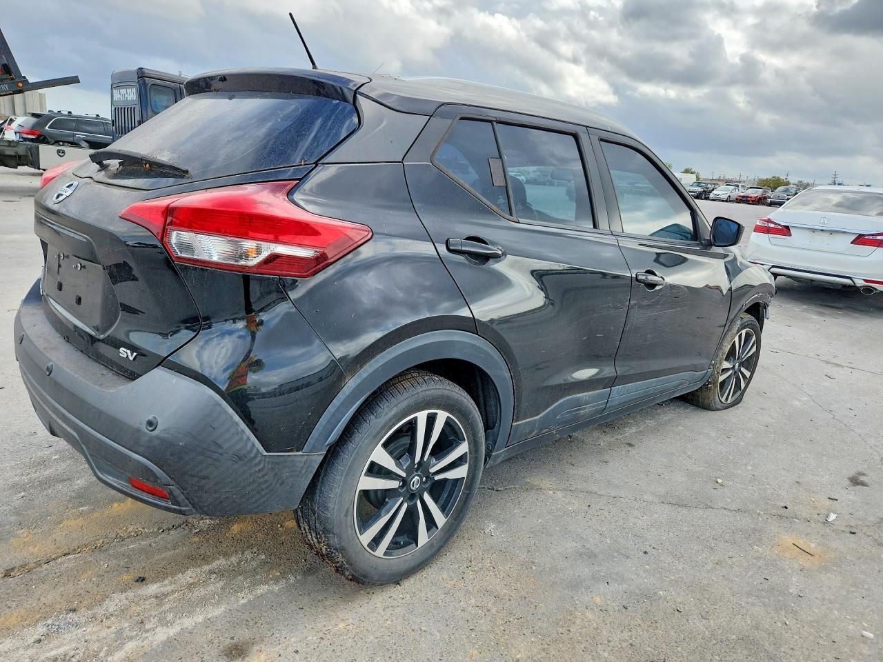 2020 Nissan Kicks Sv - zdjęcie 3