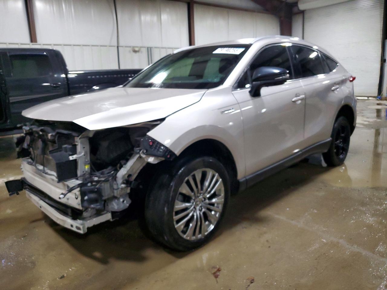 2021 Toyota Venza Limited - zdjęcie główne