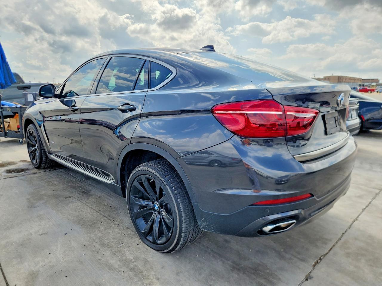 2019 BMW X6 Sdrive35I - zdjęcie 2