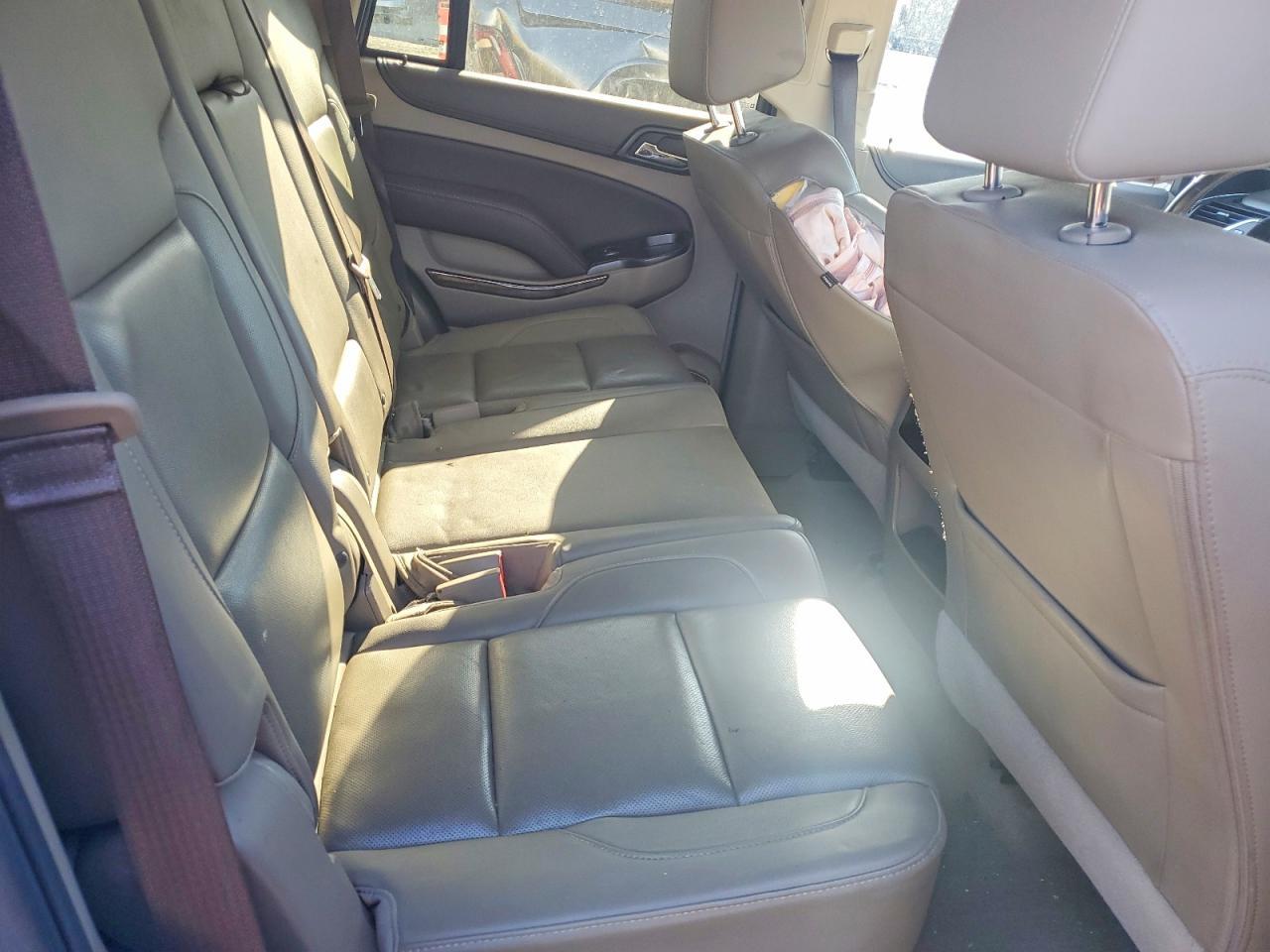 2017 Chevrolet Tahoe C1500 Lt - zdjęcie 10