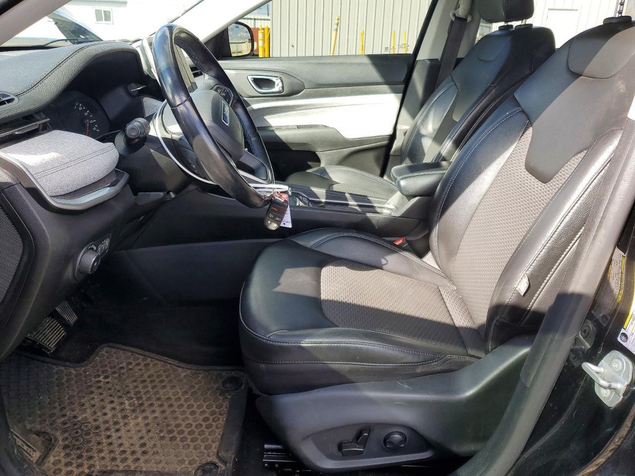 2022 Jeep Compass Latitude - zdjęcie 7