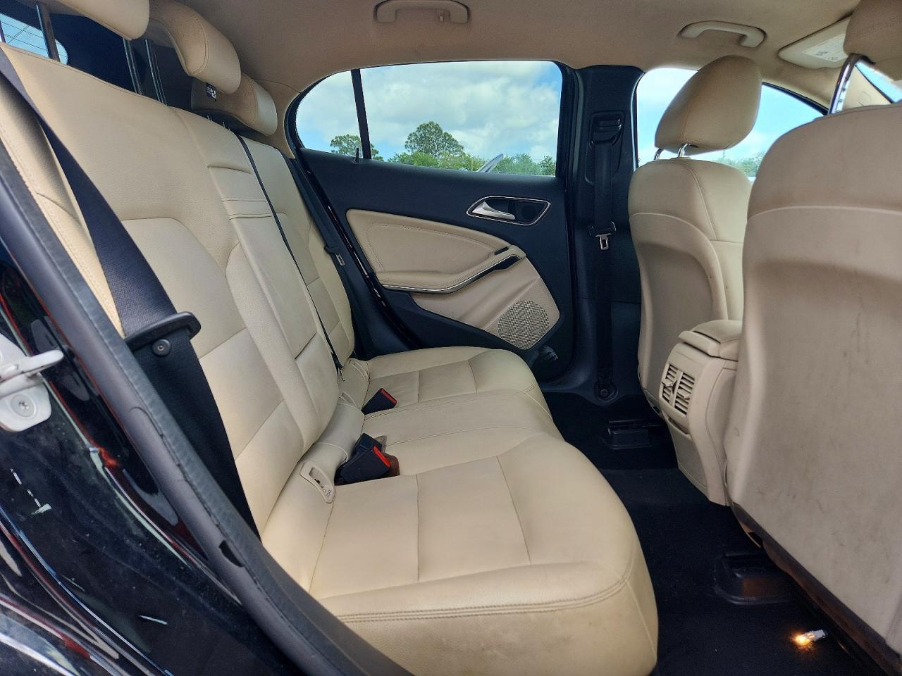 2018 Mercedes-Benz Gla 250 - zdjęcie 11