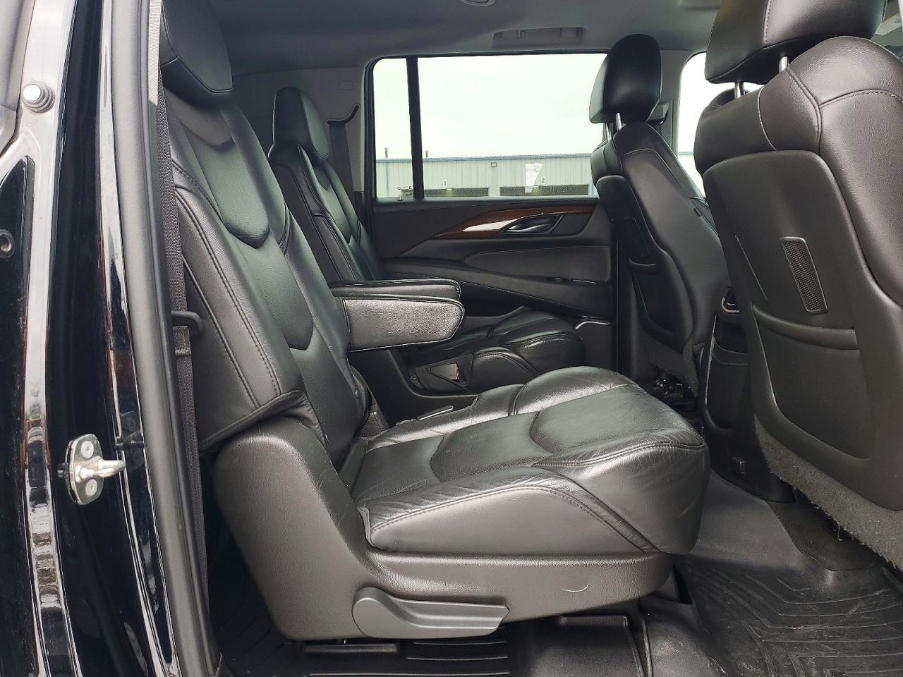 2018 Cadillac Escalade Esv Luxury - zdjęcie 11