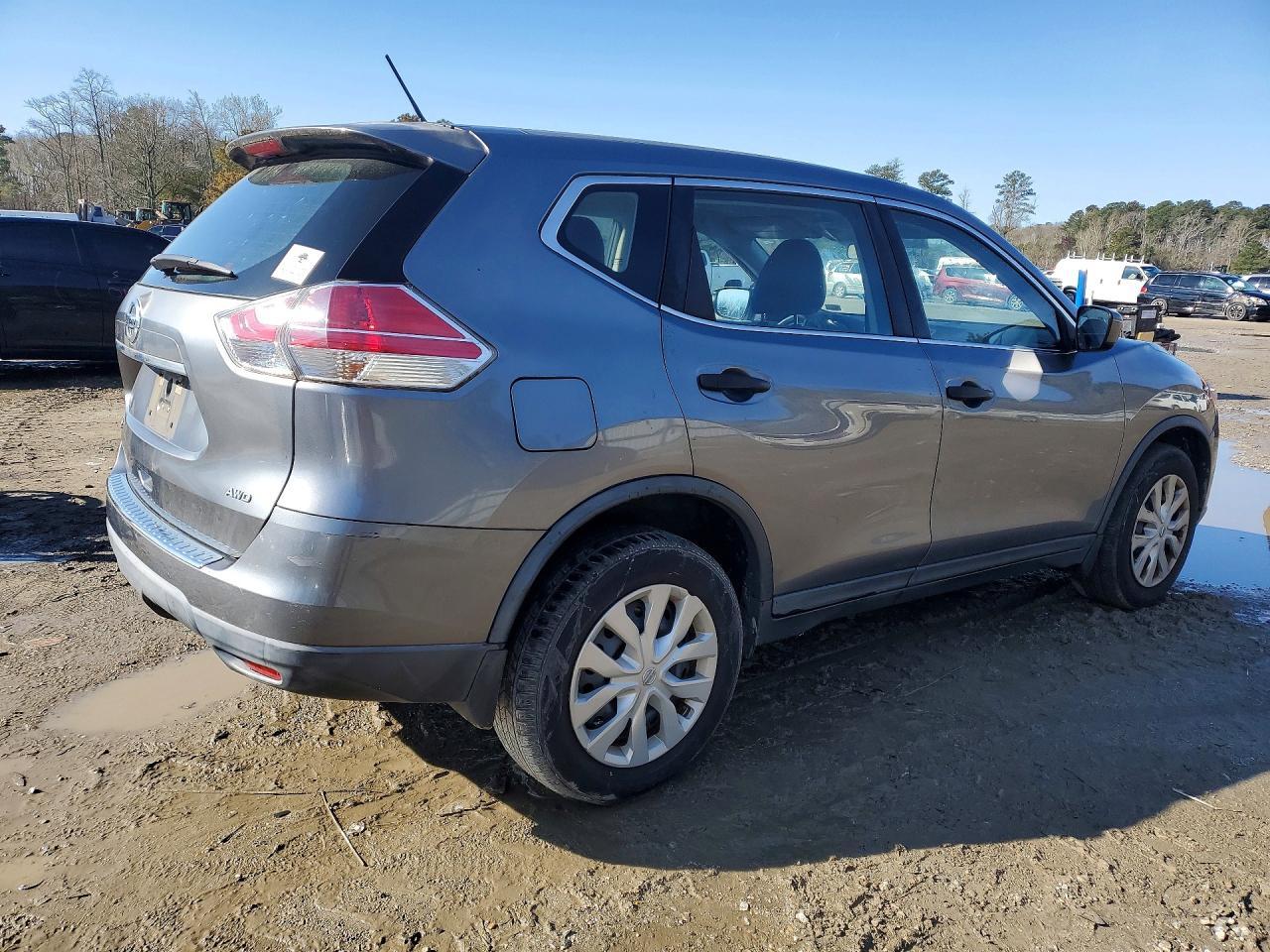 2016 Nissan Rogue S - zdjęcie 3