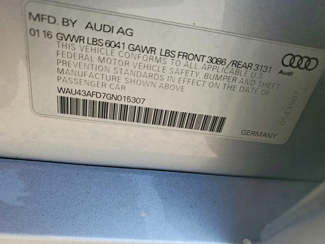 2016 Audi A8 L Quattro - zdjęcie 12