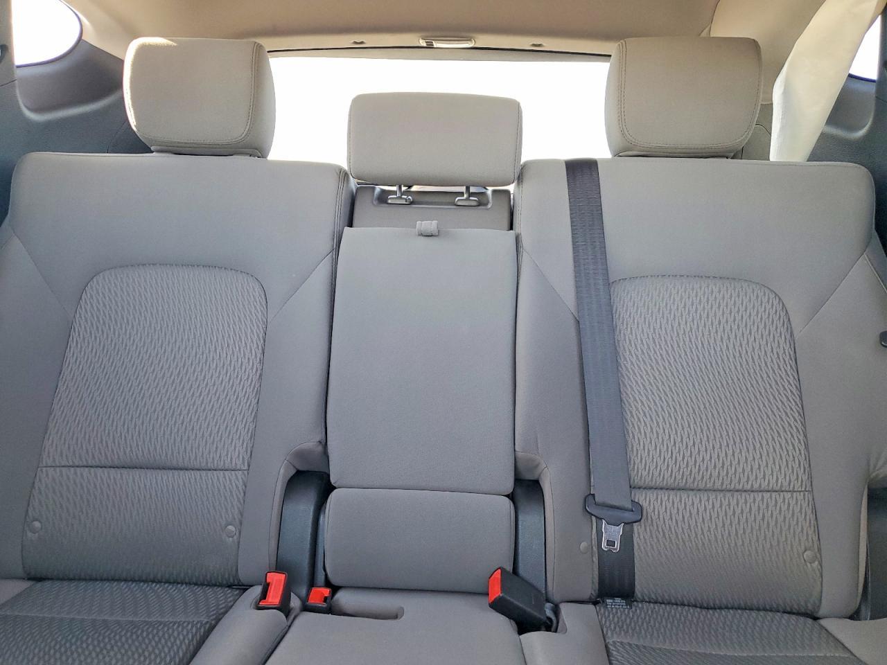 2017 Hyundai Santa Fe Sport 2.4L - zdjęcie 10