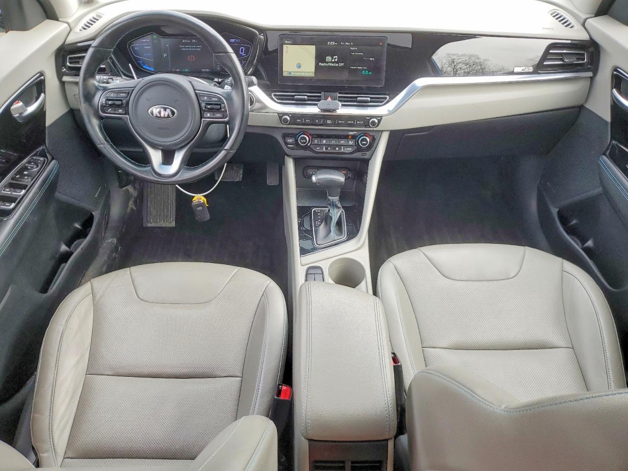 2020 Kia Niro Touring Special Edition - zdjęcie 8