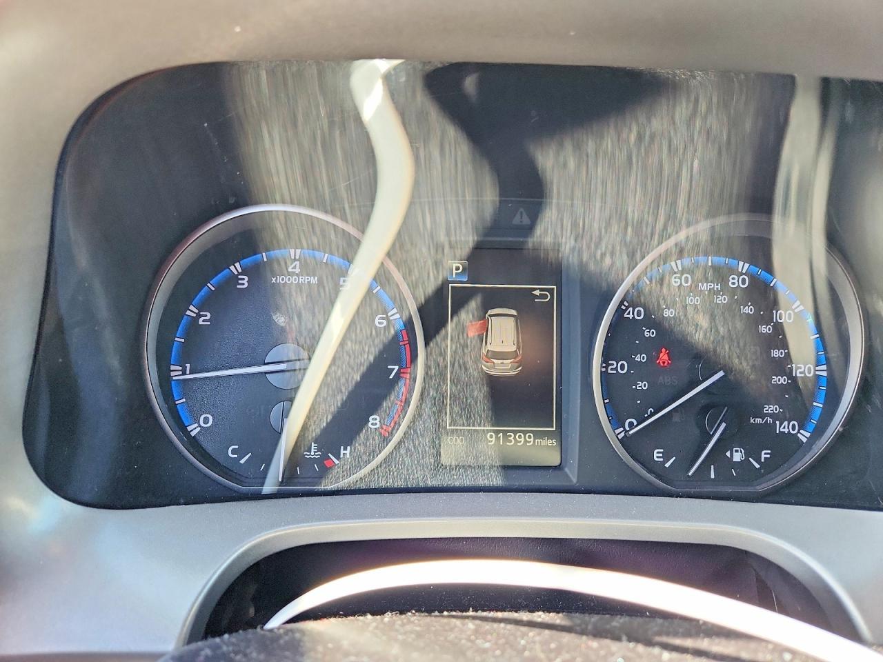 2018 Toyota Rav4 Le - zdjęcie 9
