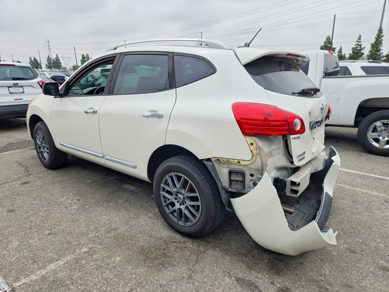2015 Nissan Rogue Select S - zdjęcie 2