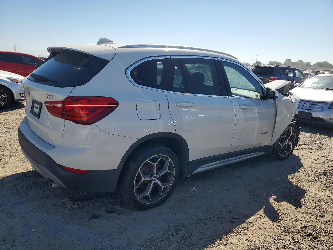 2018 BMW X1 Sdrive28I - zdjęcie 3
