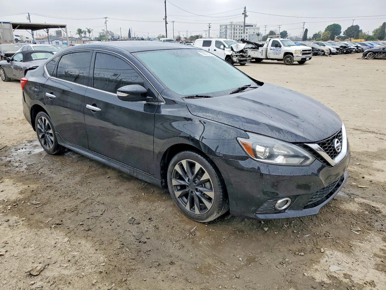 2019 Nissan Sentra Sr - zdjęcie 4