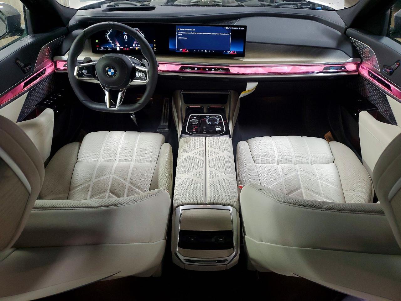 2025 BMW 760 Xi - zdjęcie 8