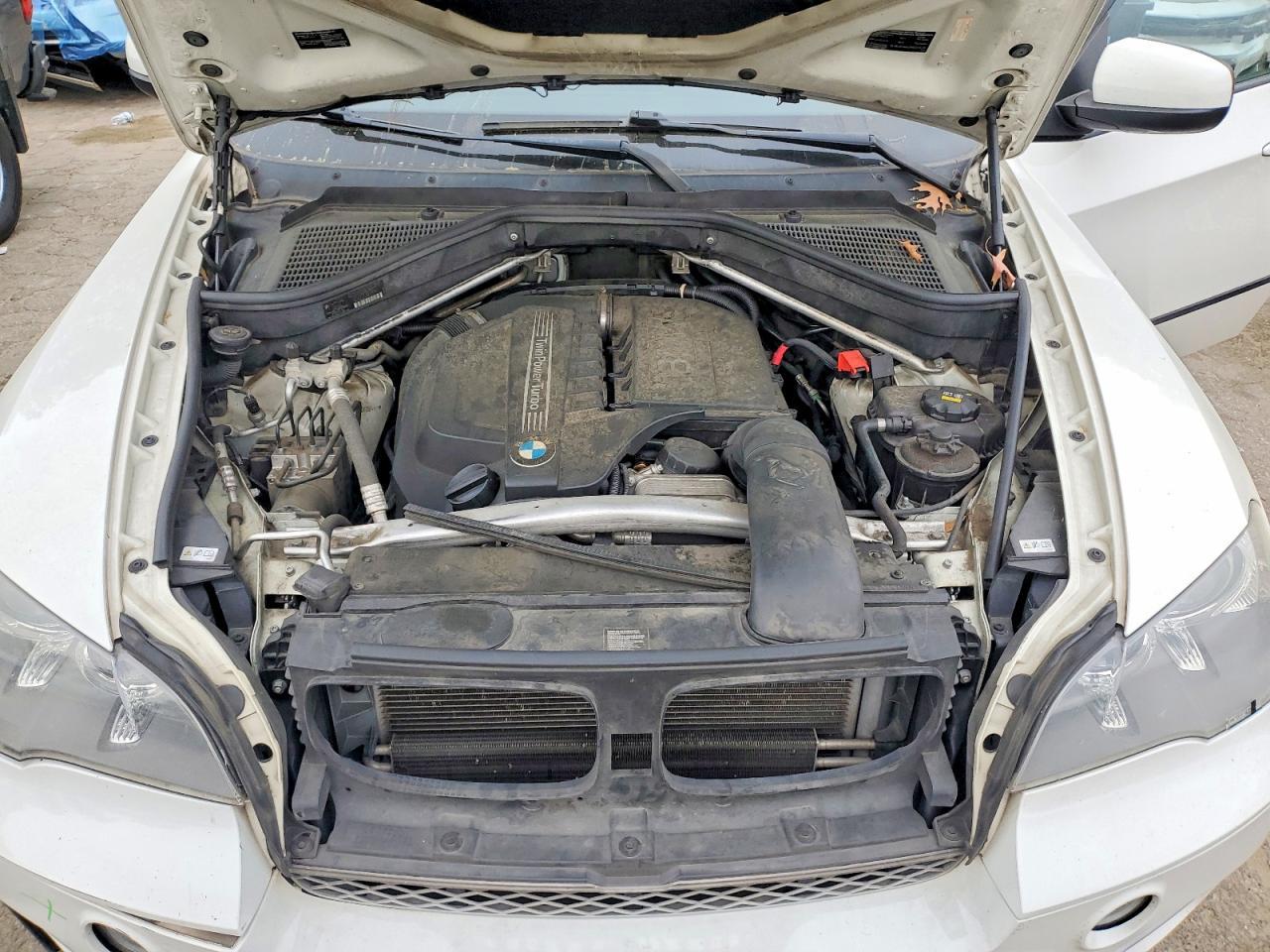 2013 BMW X5 xDrive35I - zdjęcie 12