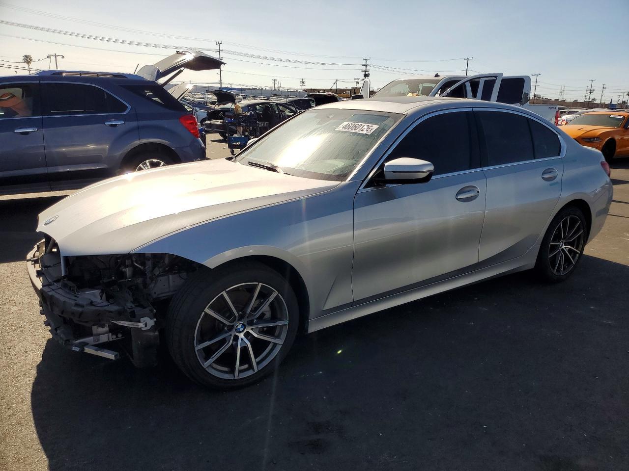 2019 BMW 330I - zdjęcie główne
