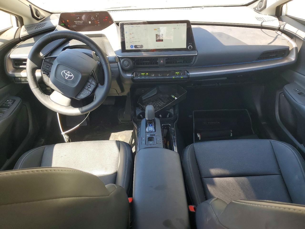 2024 Toyota Prius Limited - zdjęcie 8