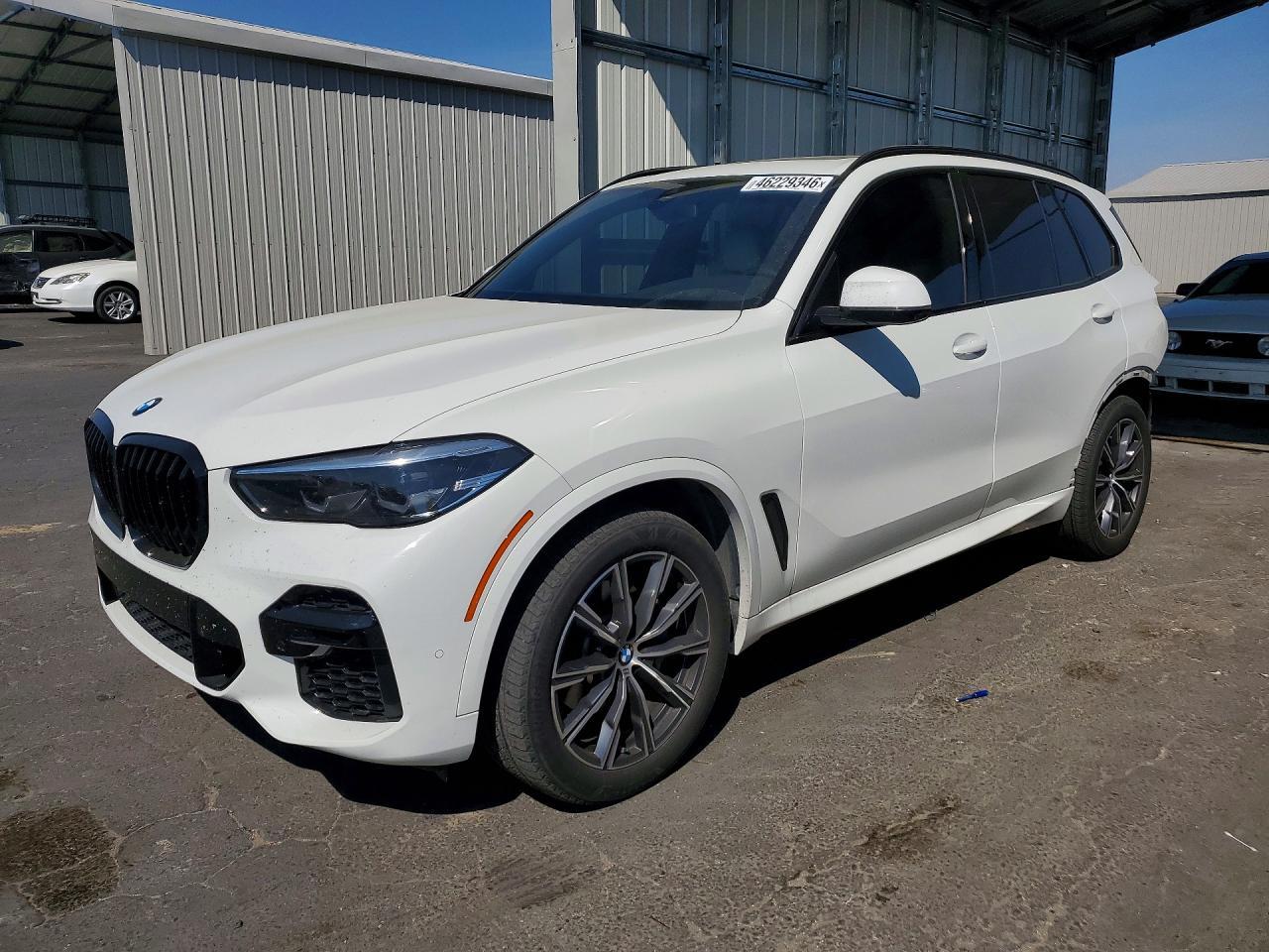 2023 BMW X5 xDrive40I - zdjęcie główne
