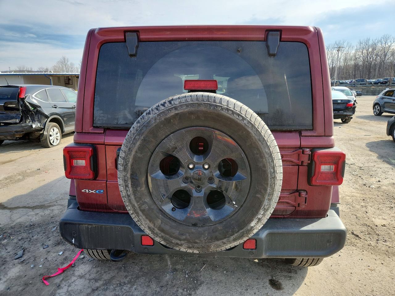 2021 Jeep Wrangler Unlimited Sahara 4Xe - zdjęcie 6