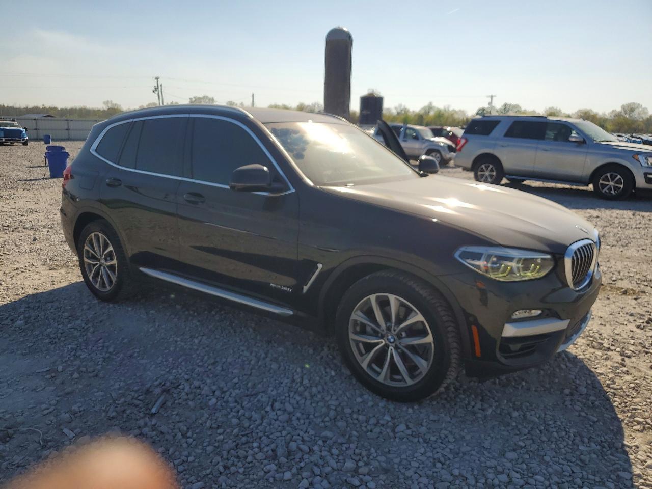 2018 BMW X3 xDrive30I - zdjęcie 4